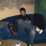 Ondřej v ideální situaci. Mlčí. 